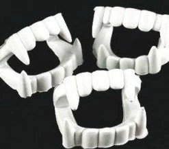 Fiestas Guirca Plastic Vampire Fangs